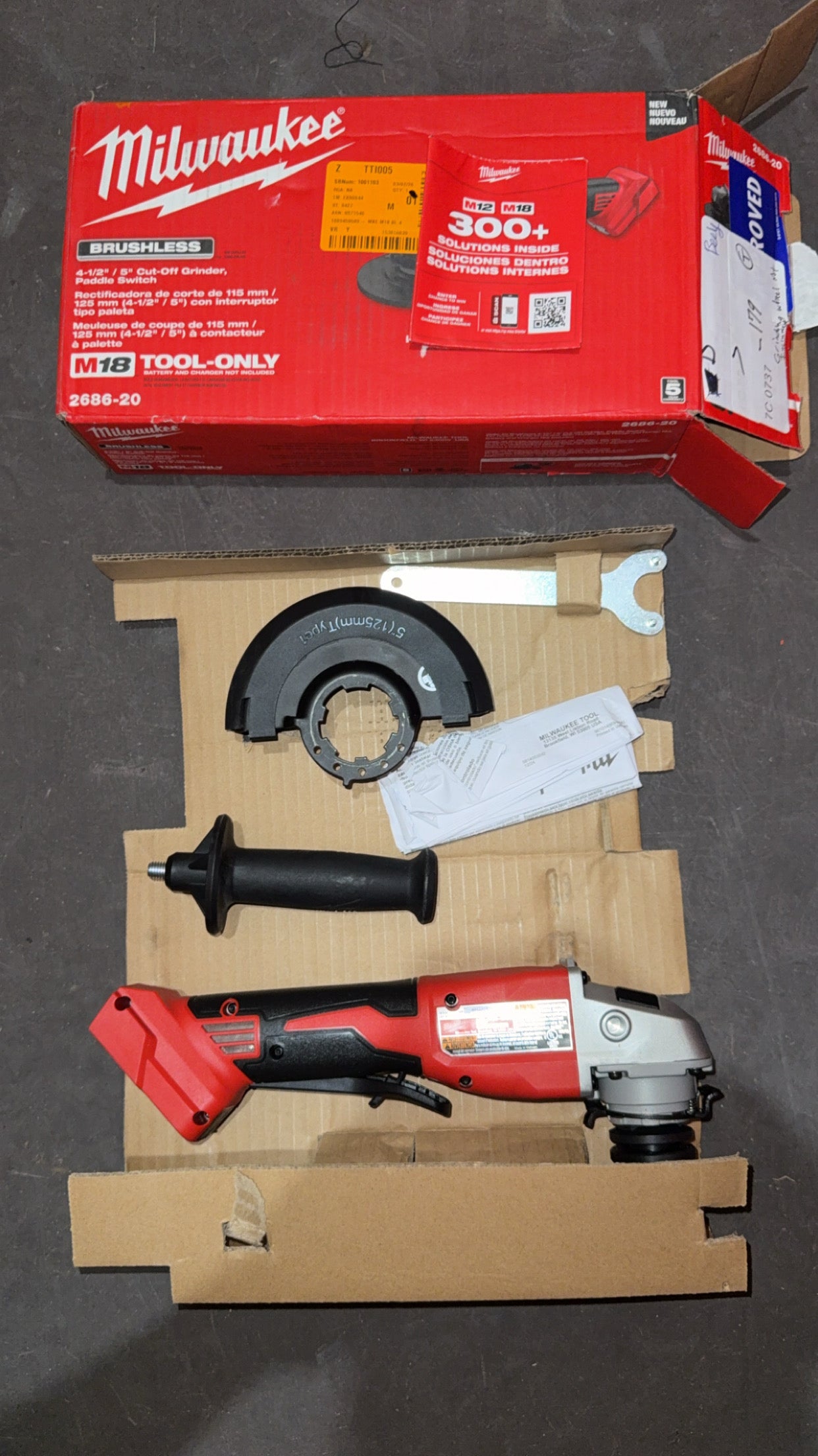 Milwaukee 4-1/2” / 5” Cut Off Grinder, Paddle Switch