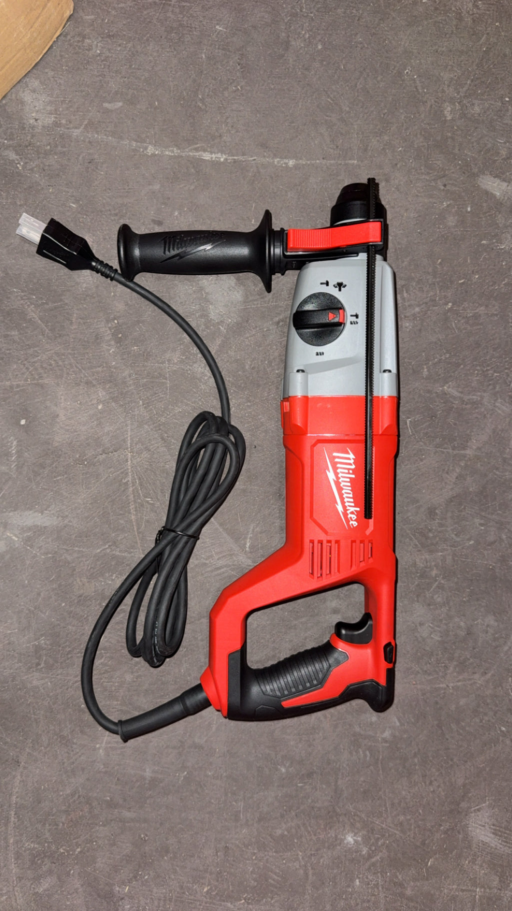 Milwaukee 1” (25 mm) SDS Plus Rotary Hammer