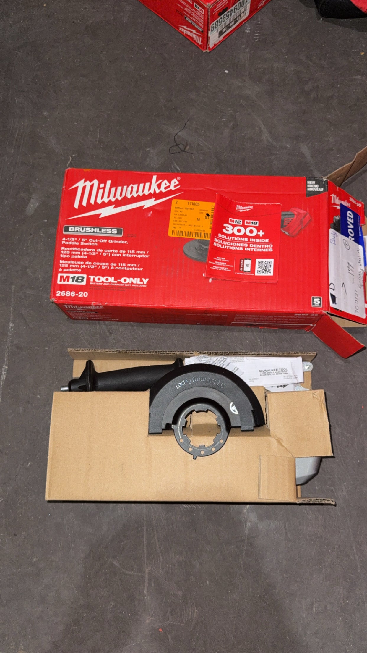 Milwaukee 4-1/2” / 5” Cut Off Grinder, Paddle Switch