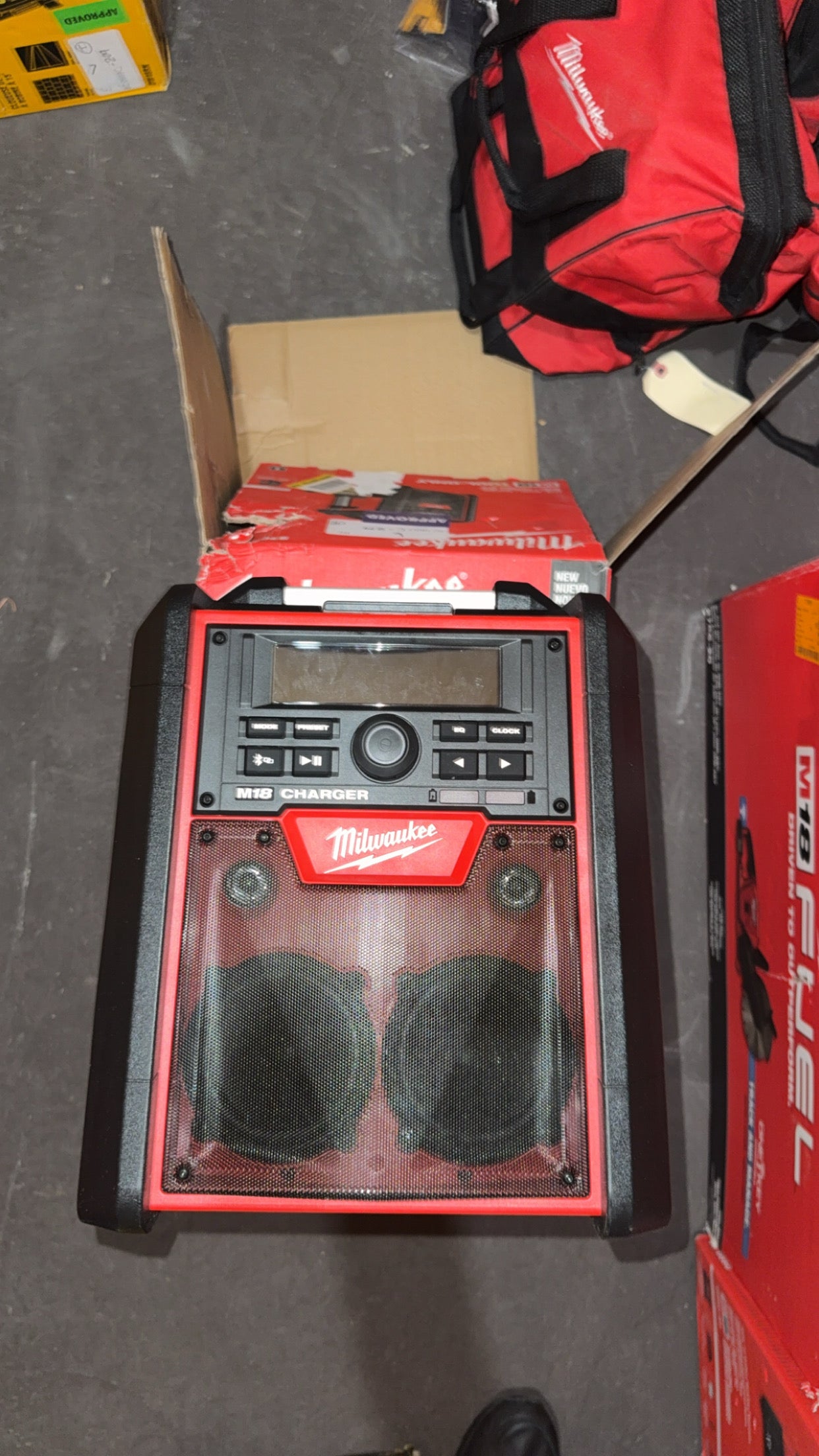 M18 Milwaukee Radio + Charger (Tool Only)