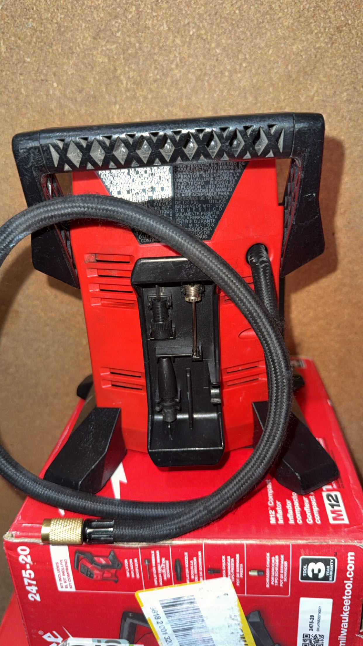 Milwaukee M12 Compact Inflator